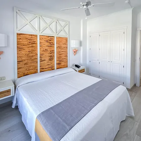 Parque Del Sol Aparthotel 3*