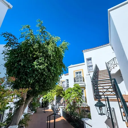 Parque Del Sol 3* Costa Adeje (Tenerife)