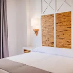 Apartahotel Parque Del Sol 3*