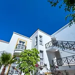 Parque Del Sol Адехе