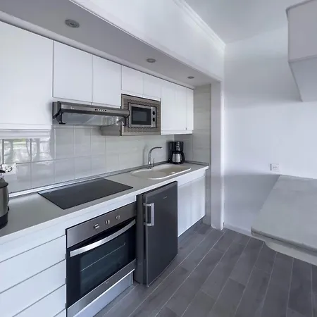 Aparthotel Parque Del Sol