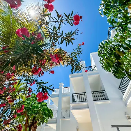 Aparthotel Parque Del Sol 4*